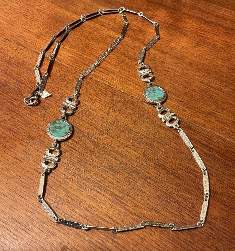 Vintage Sarah Coventry Silver Turquoise Necklace Hammered Metal